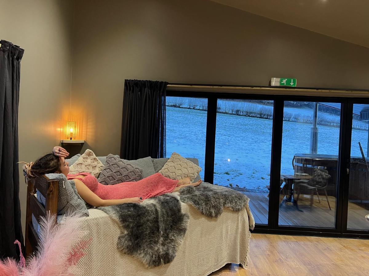 Quirky, Luxury Hideaway Βίλα Llanbrynmair Εξωτερικό φωτογραφία